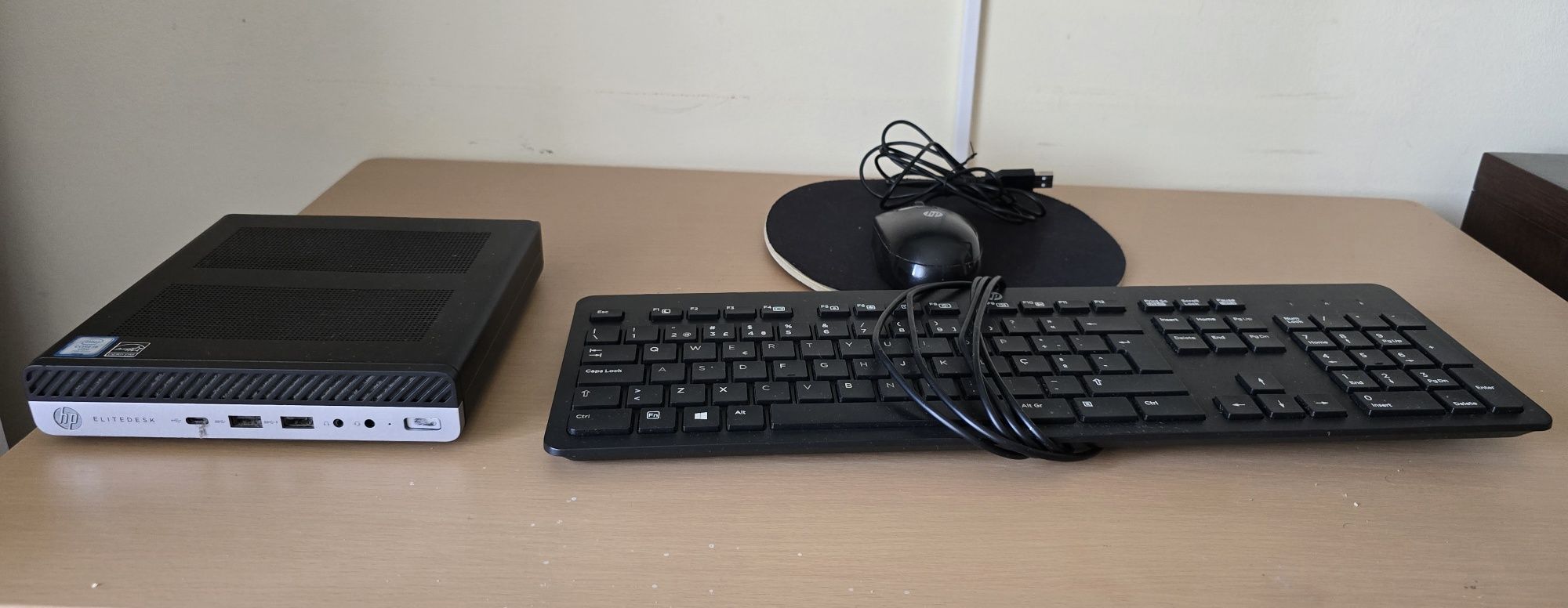 Computador HP desktop + Monitor E24T G4 24"