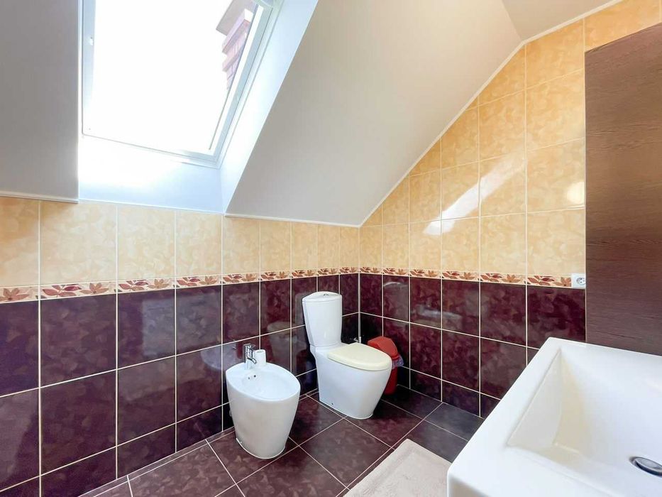 Продаж будинку з ремонтом, меблями, технікою, 5 хв. до Нового р-ну