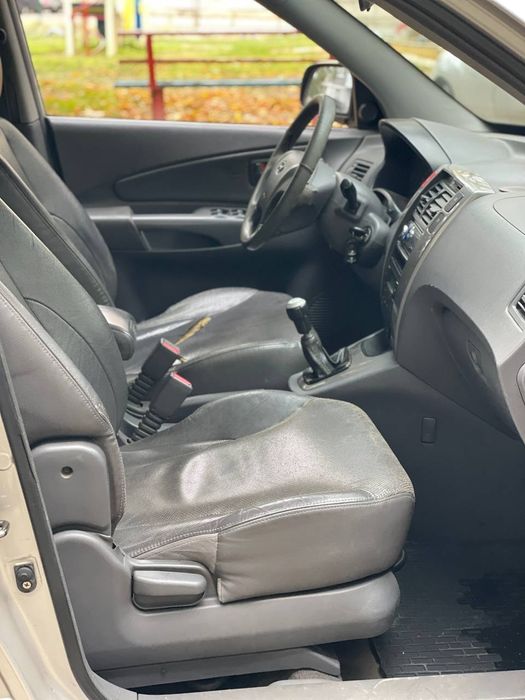 Hyundai Tucson 2005 р. 4х4.турбо дизель!
Авто у відмінно