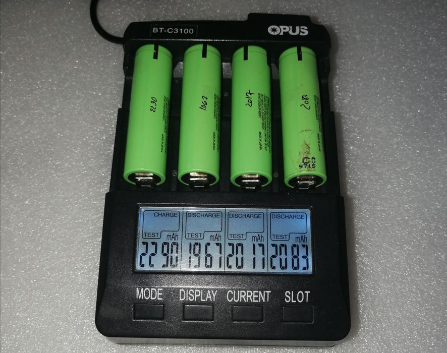 Аккумуляторы 18650. 1800 - 2200 миллиампер. Panasonic