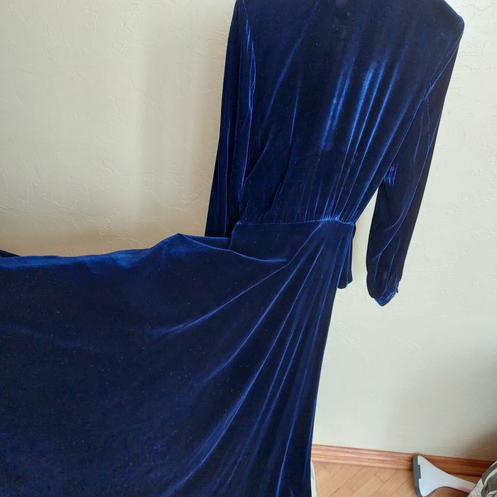 Платье шелковый  бархат наш р.46-48 /М - L/