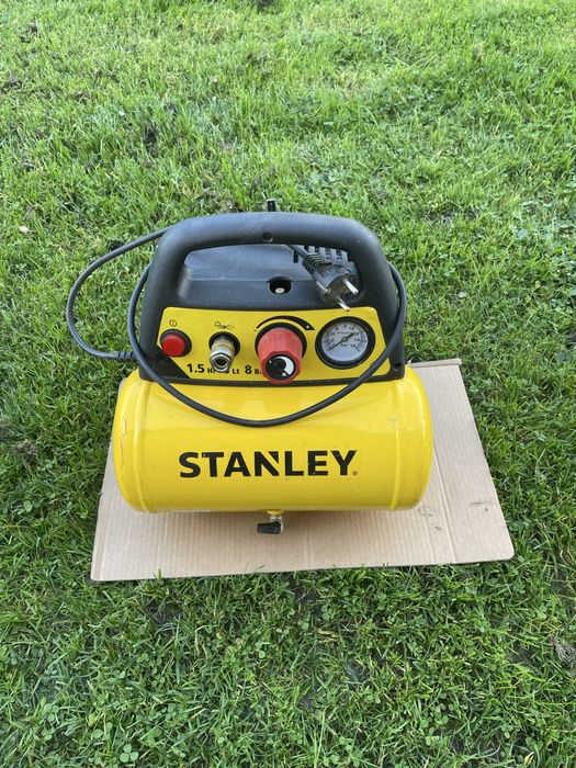 Kompresor bezolejowy Stanley 1100W 8bar