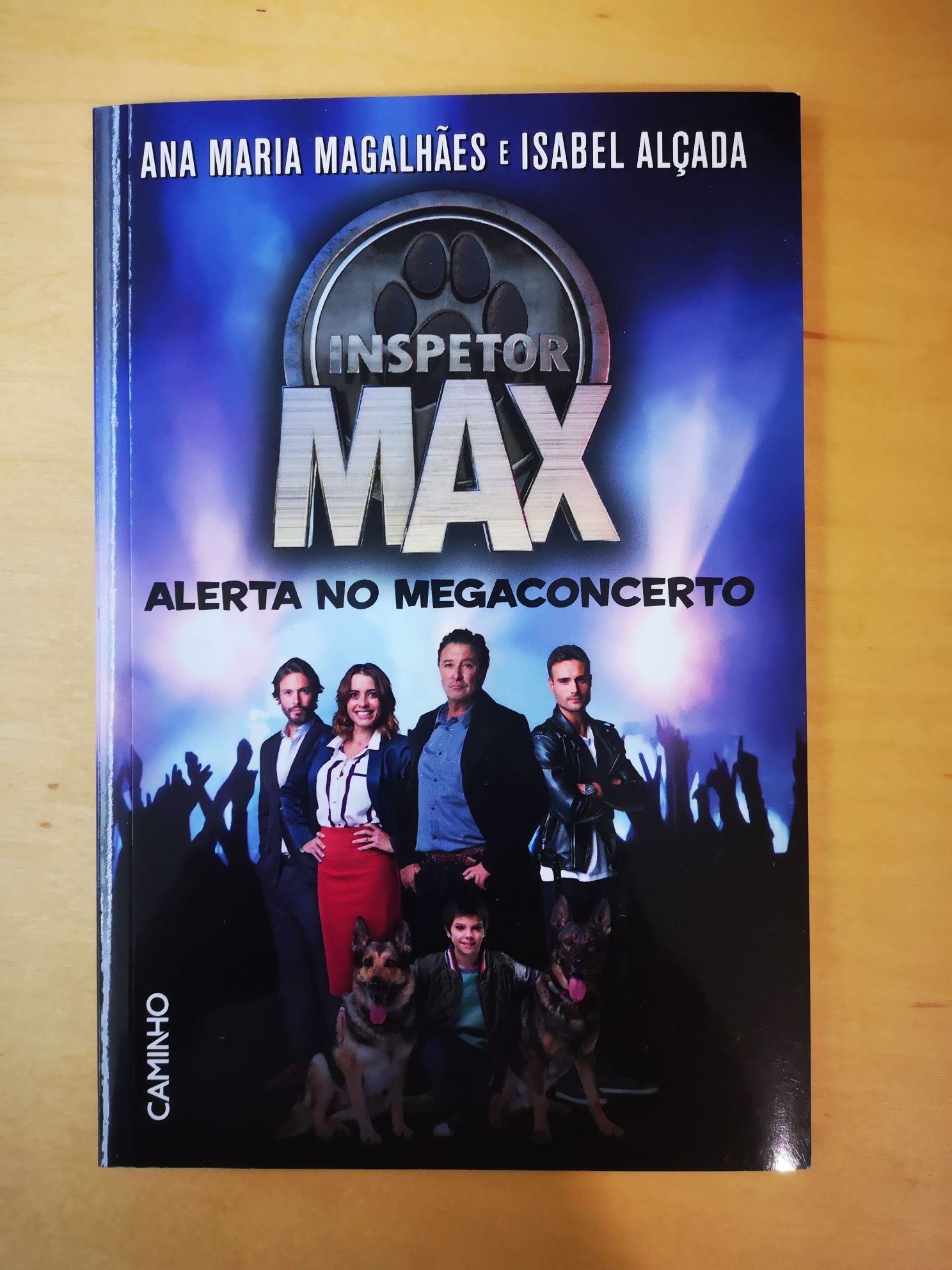 Inspetor Max - Alerta no megaconcerto