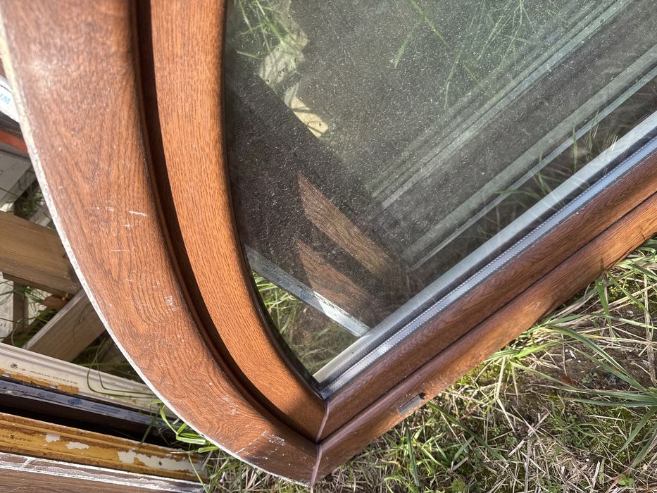 1x okno plastikowe polokragle 89x178 orzech biale uchyl (wysylka)