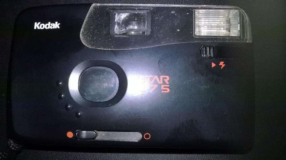 máquina fotográfica Kodak como nova