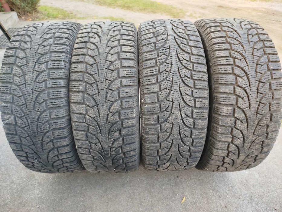 Opony zimowe 205/55 16 PIRELLI