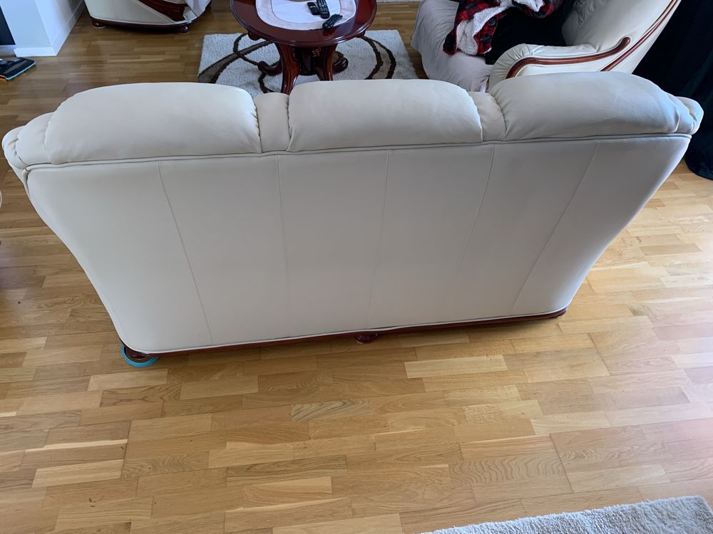 Zestaw wypoczynkowy skórzany – sofa 3-osobowa, sofa 2-osobowa i fotel