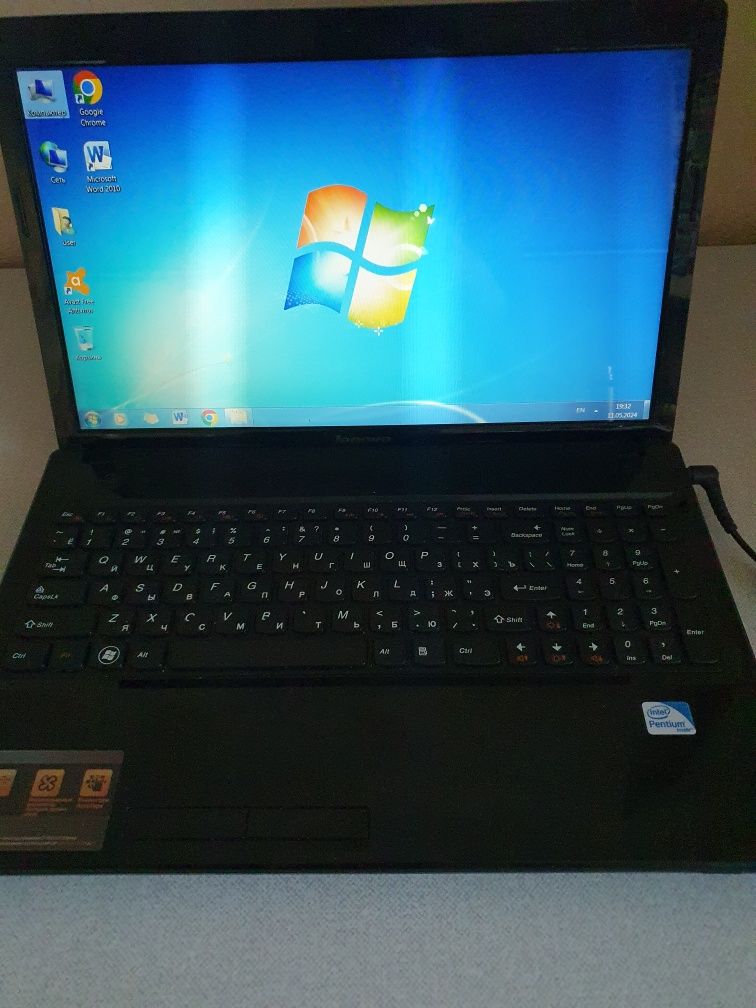 Ноутбук Lenovo G580 15.6 Intel B960 4 RAM 320 HDD