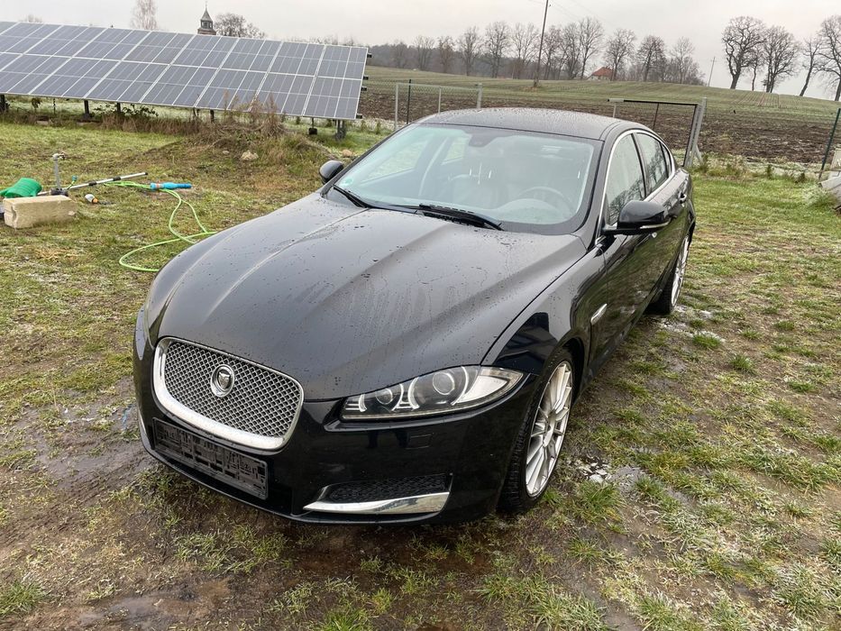 Jaguar XF 3.0 diesel 240km