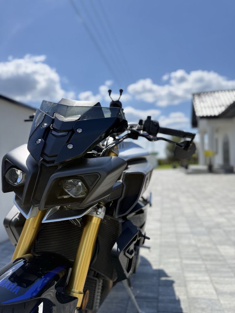 MOTOCYKL Yamaha mt10 sp