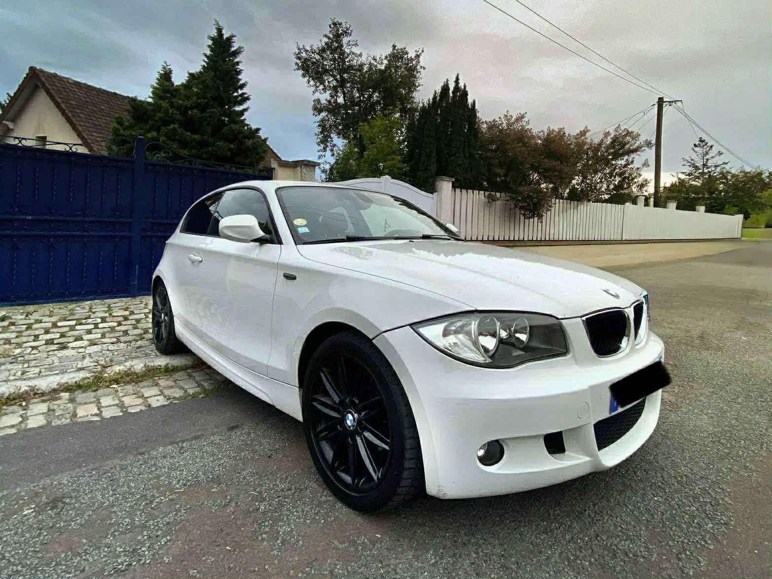 BMW 120d Pack M – 2009 – Branco