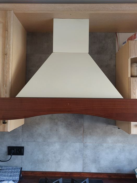 Okap kominowy retro village 90cm VDB Senti 90cm kremowy drewno