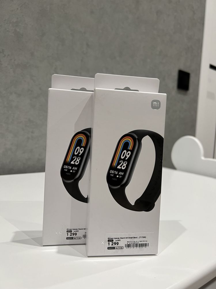 Фітнес-браслет Xiaomi Mi Smart Band 8