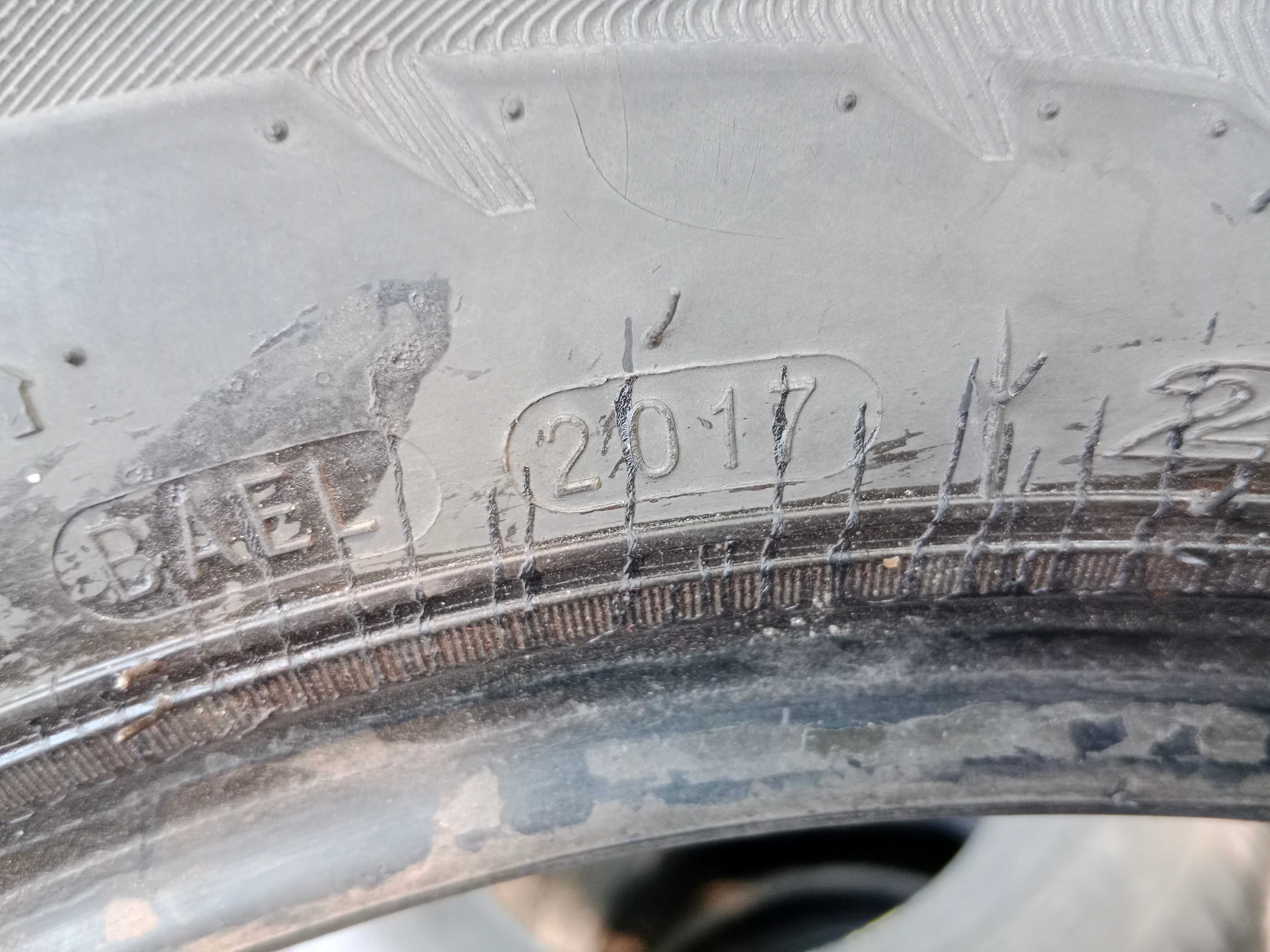 Opona używana 205/65R16C Nexen WinGuard WT1 1szt.