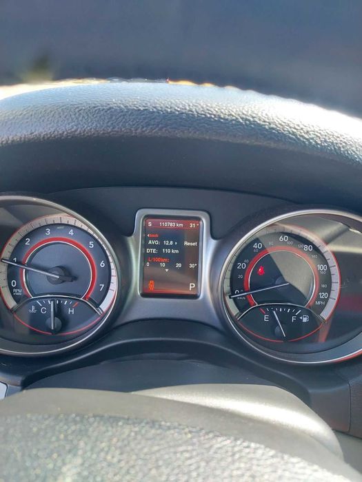 Продаю Dodge Journey 2016 года выпуска