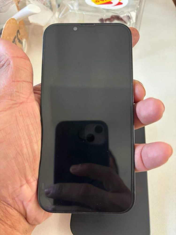 iPhone 13 128GB Preto