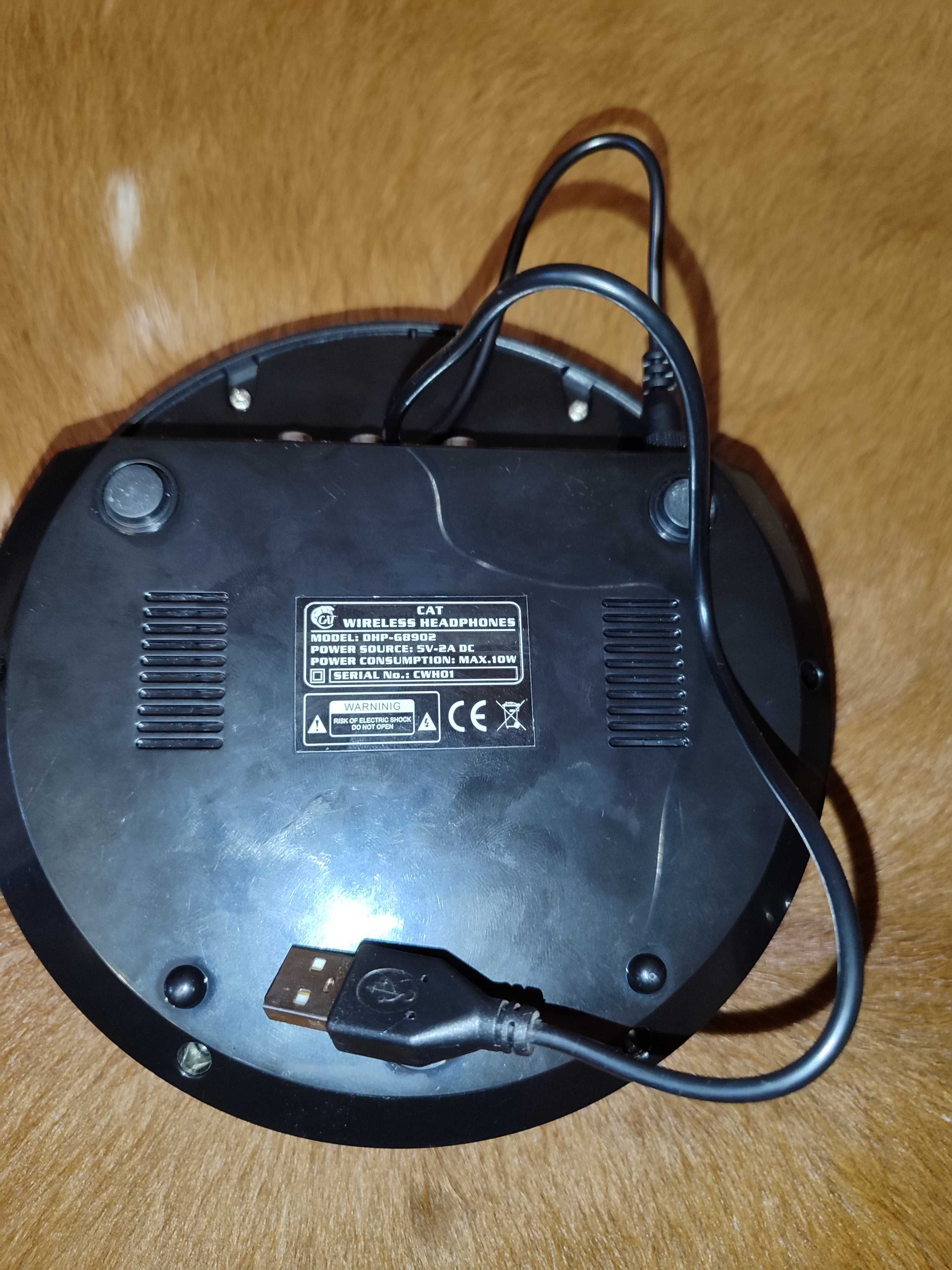 Бездротові навушники CAT DHP-65902 з базою (2.4GHz, Dolby Digital)