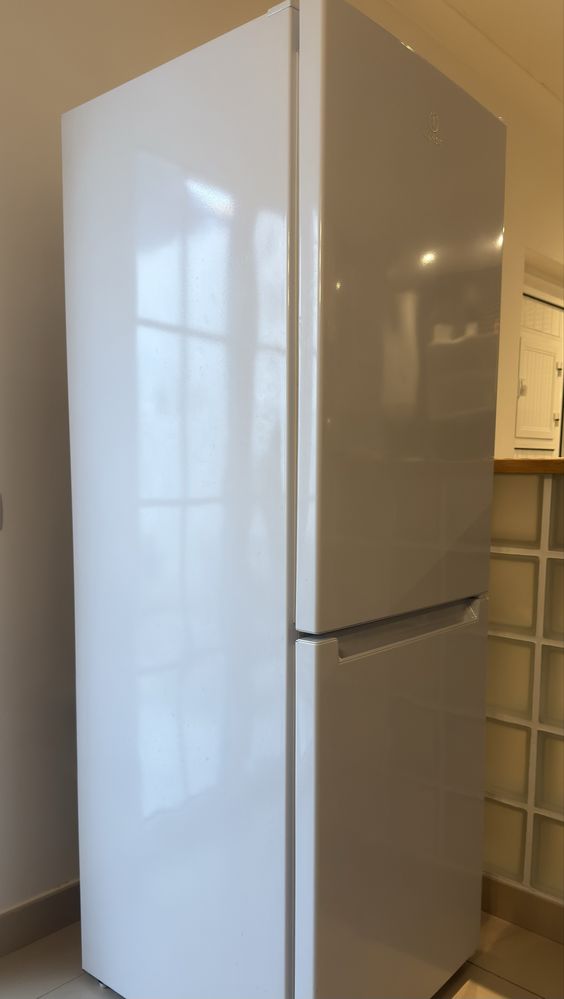 Frigorífico Combinado INDESIT