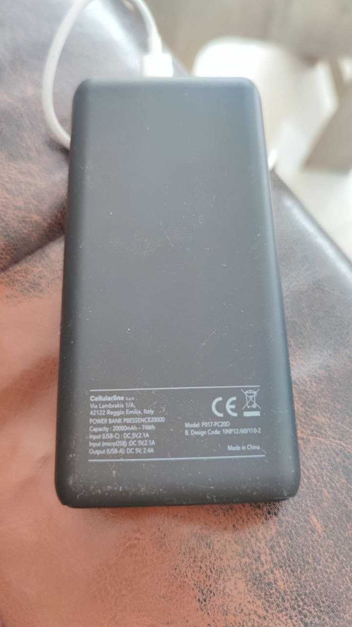 Банка Powerbank Cellularline Essence Black 20000mAh