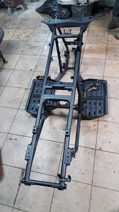 RAMA KAWASAKI KVF BRUTE FORCE 650 części silnik wariator magneto wał
