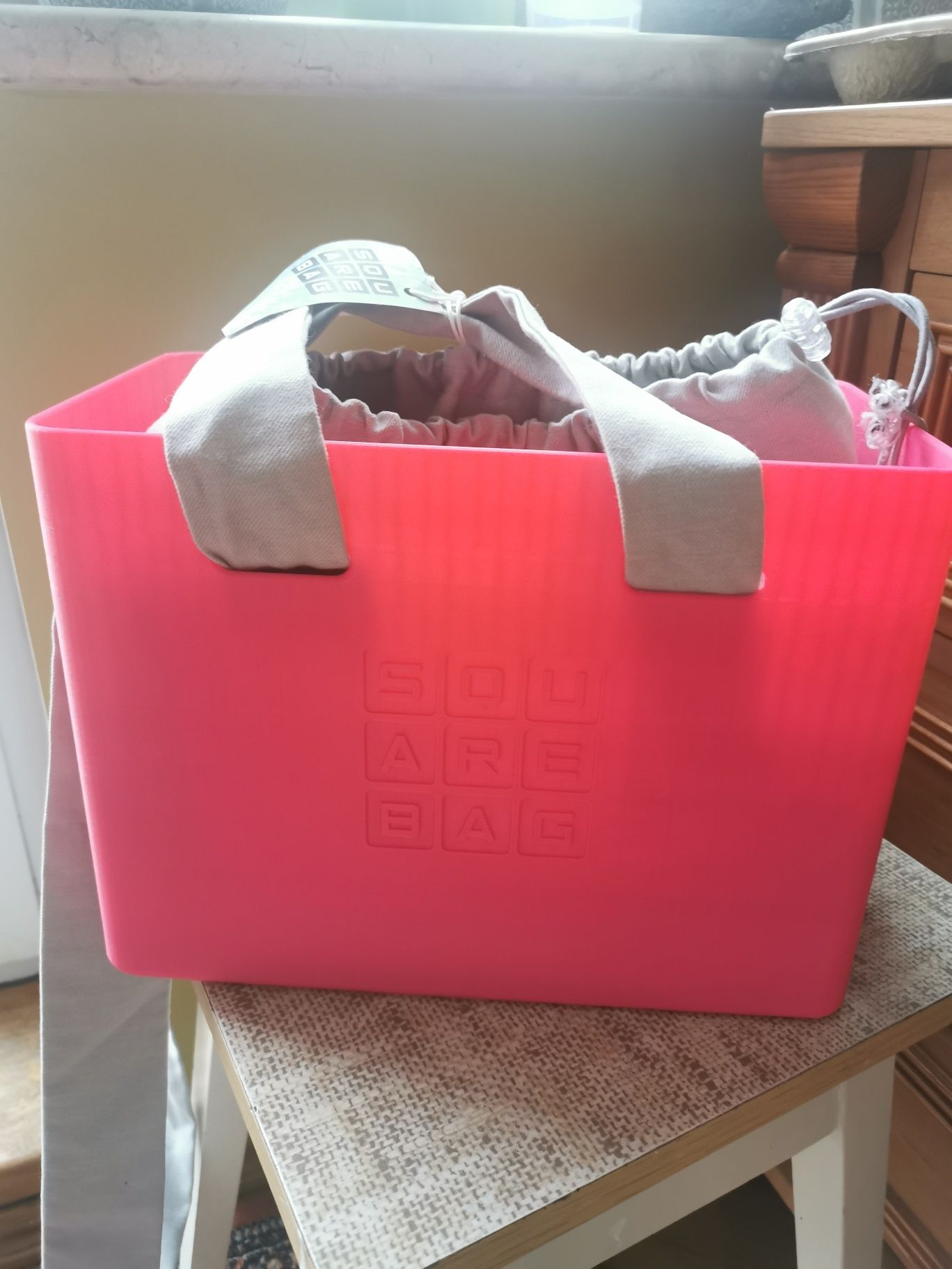 Designerska różowa torba na ramię Cubie BAG od SquareBag nowa z metką