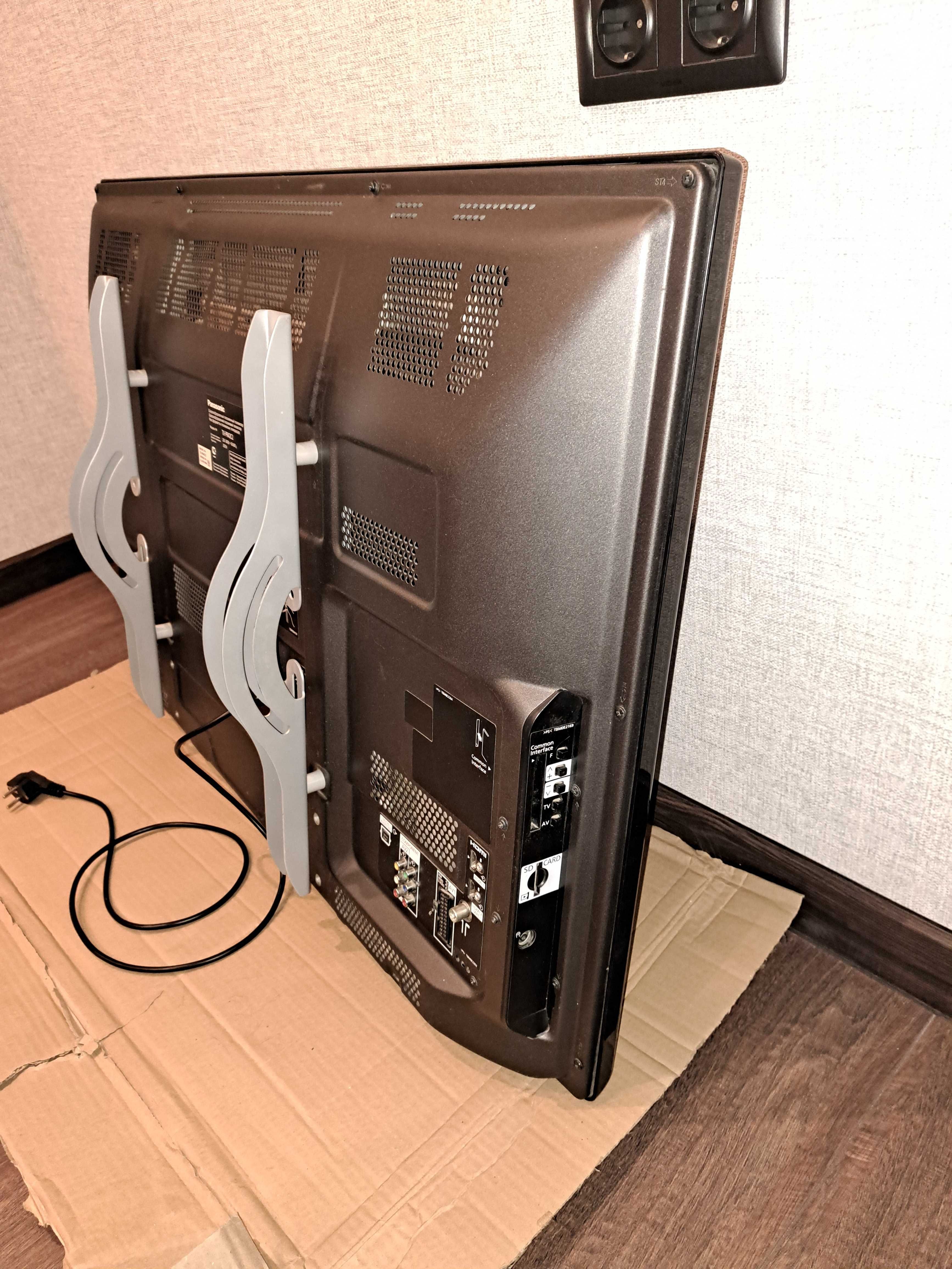 Плазмовий телевізор Panasonic TX-PR42C2 | 42 дюйми | Чехія | Б/в
