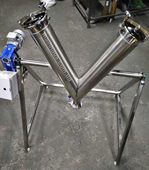 змішувач корму тварин міксер біконусний V-подібний 50л нepжcтaль 3O4