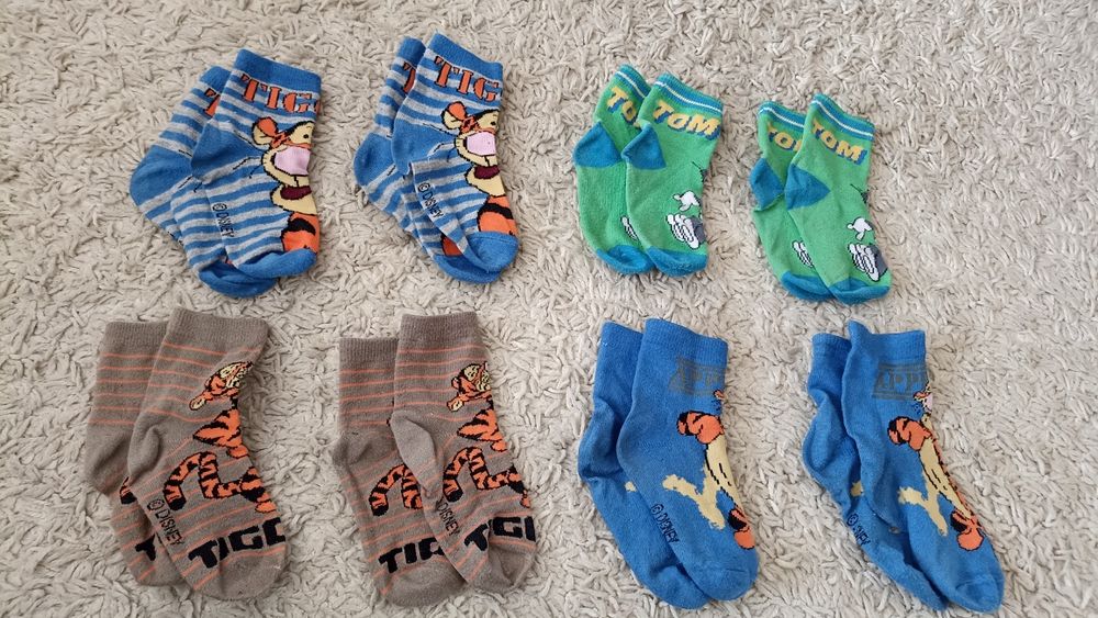 8 par skarpet dla bliźniaków Disney 2/3 lata