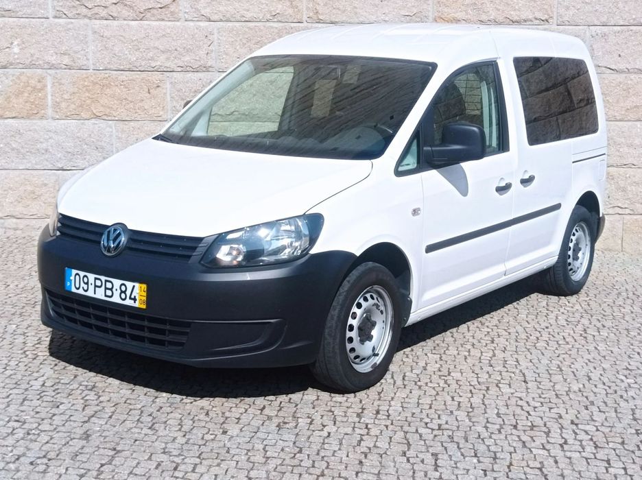 VW Caddy-3 Lugares