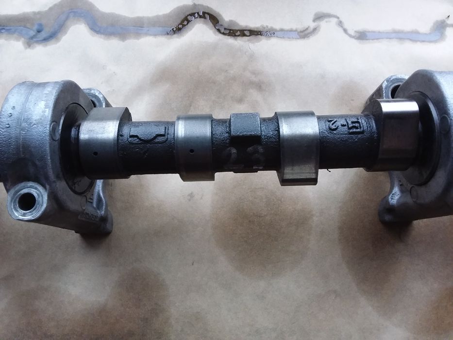 Распредвал Nissan LD23