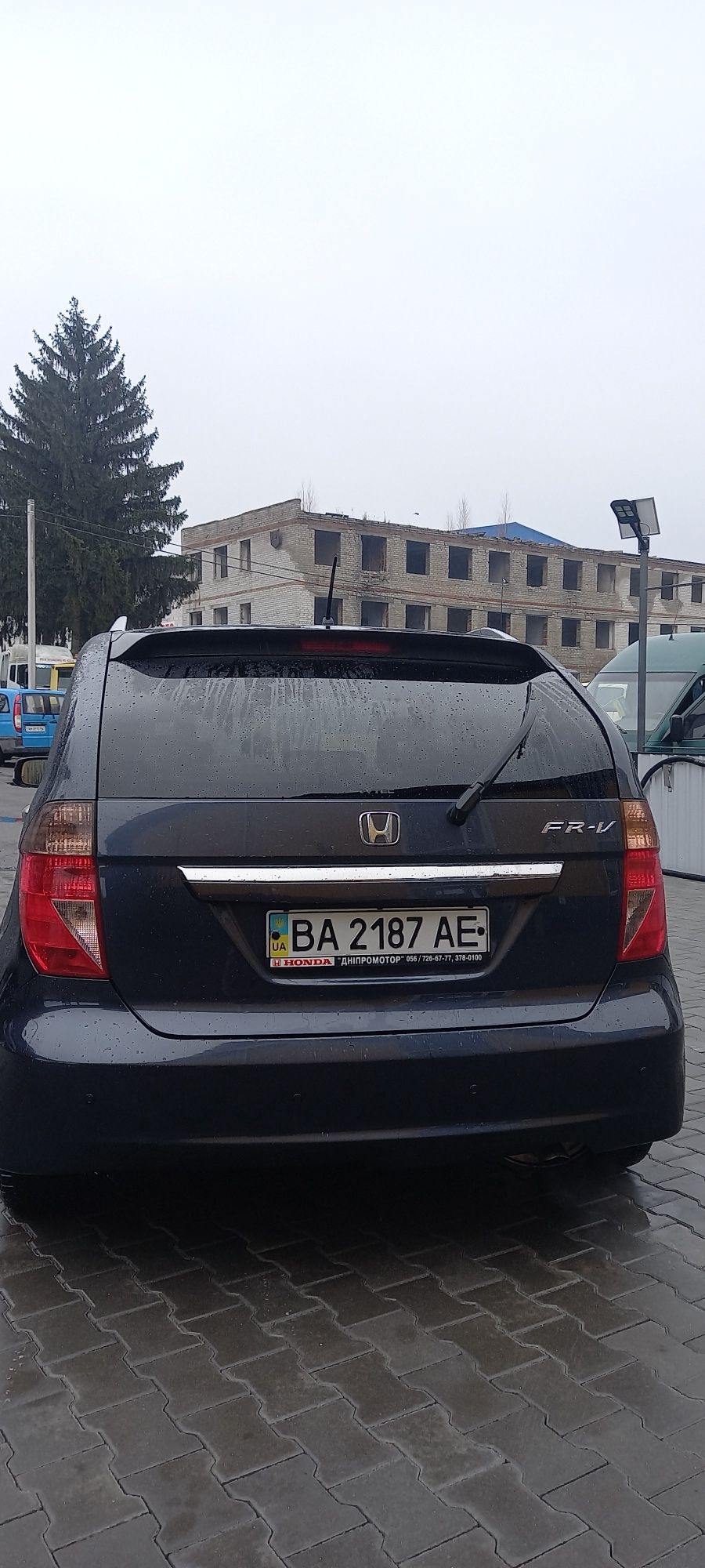 Продам Honda fr-v