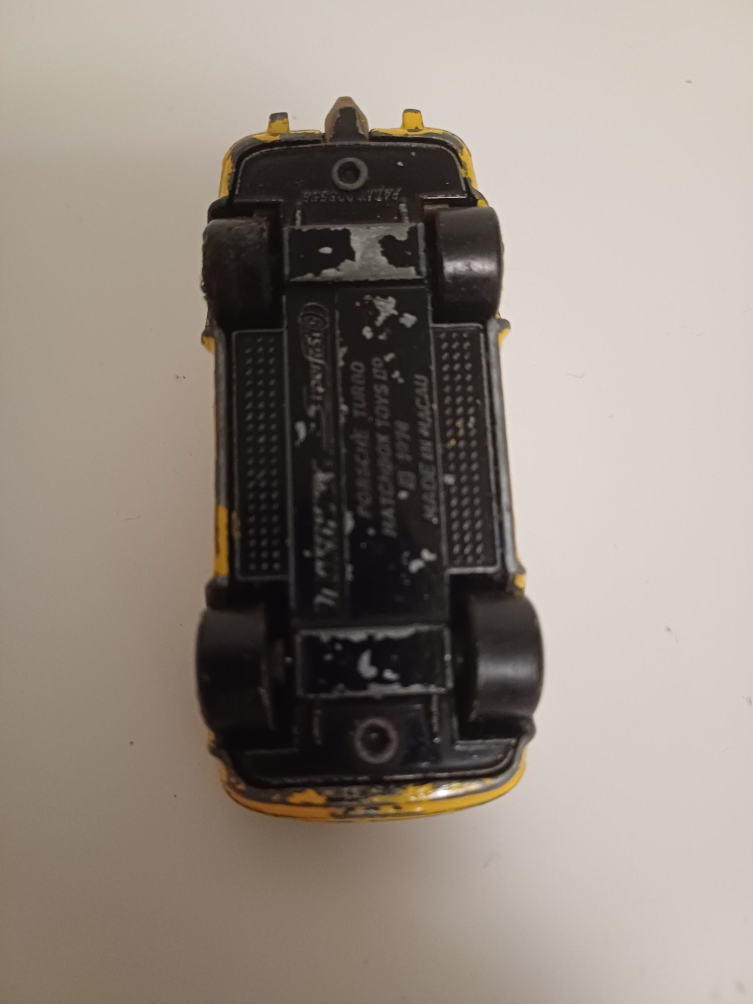 Samochód Matchbox porsche turbo z 1978 roku