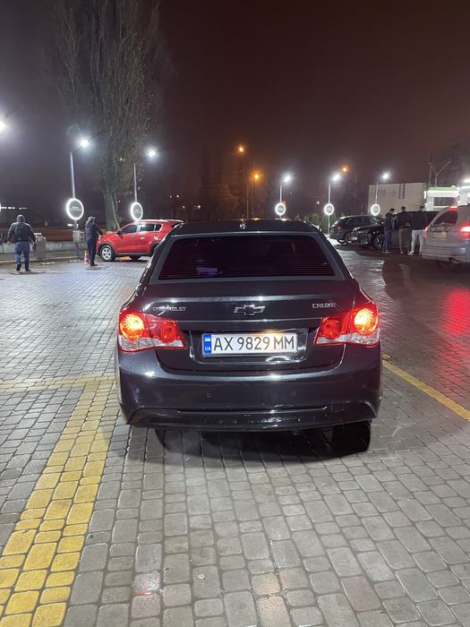 Шевроле Круз.