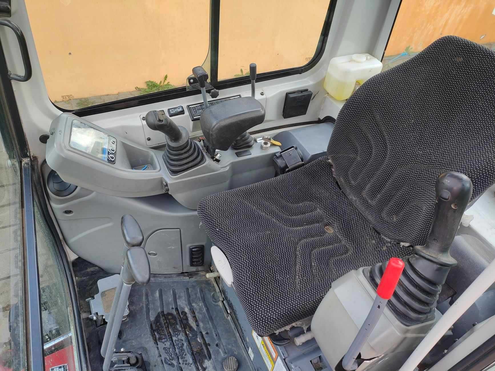 Minikoparka Takeuchi TB216  2021r.