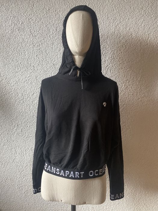 Nowa czarna krótka bluza z kapturem OCEANS APART M