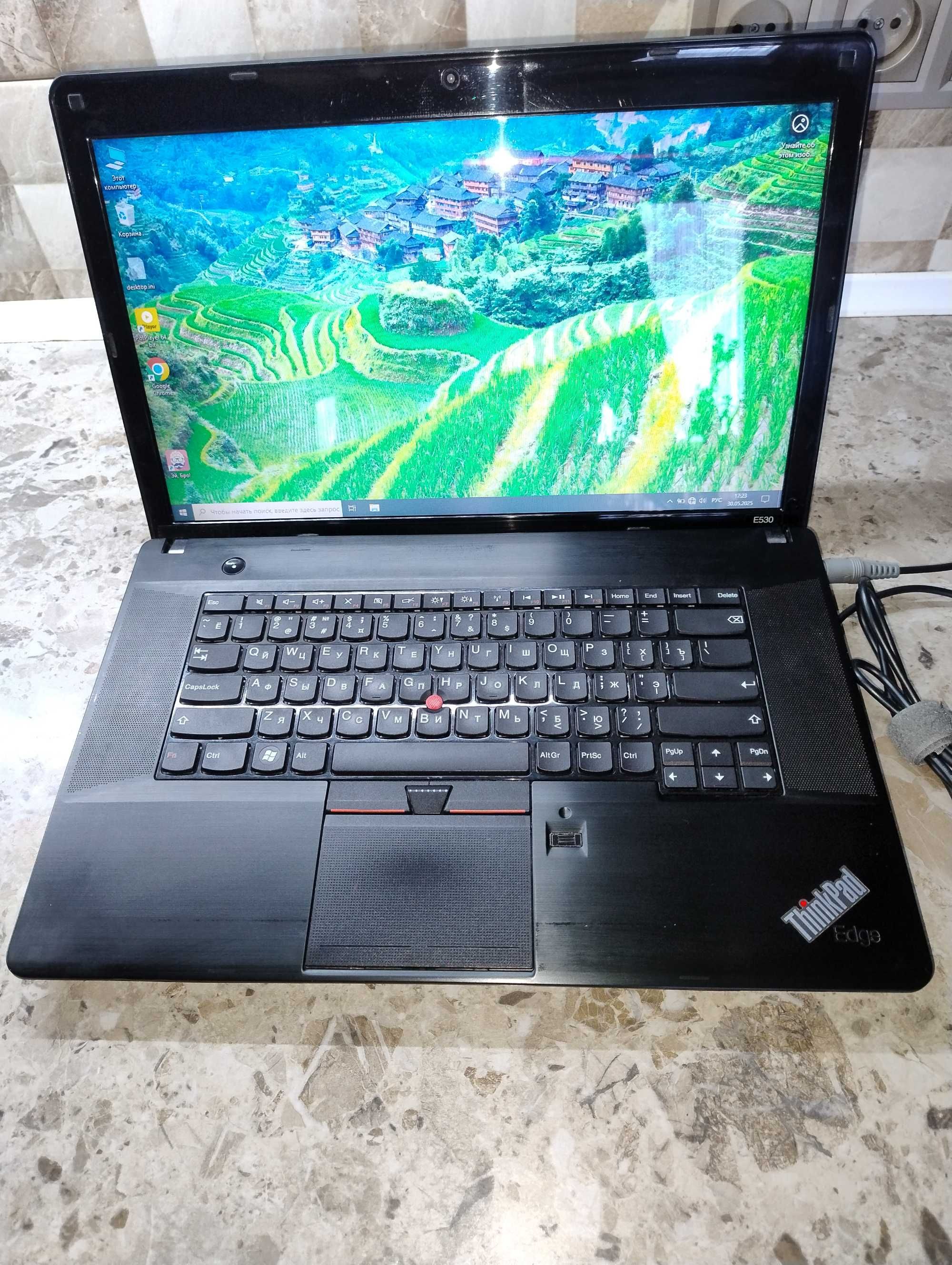 Ноутбук Lenovo ThinkPad Edge E530 15.6" i7-3612QM / 8GB / 120GB SSD