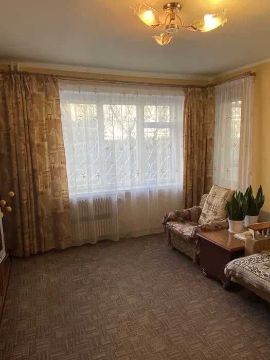 Продам 2к квартиру на ж\м Тополь-2 ТРЦ Терра -Эпицентр