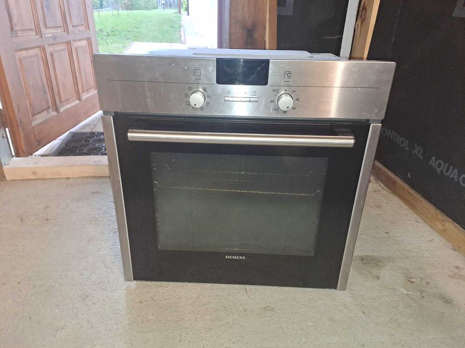 Poelarnik pod zabudowe