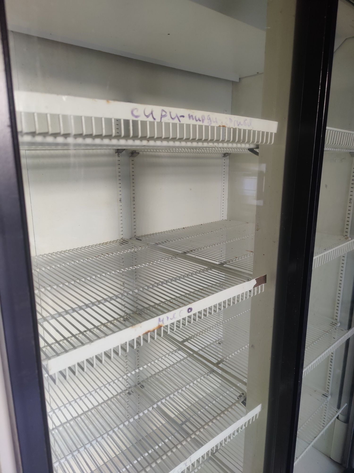 Холодильник для води 1140л холодильна шафа