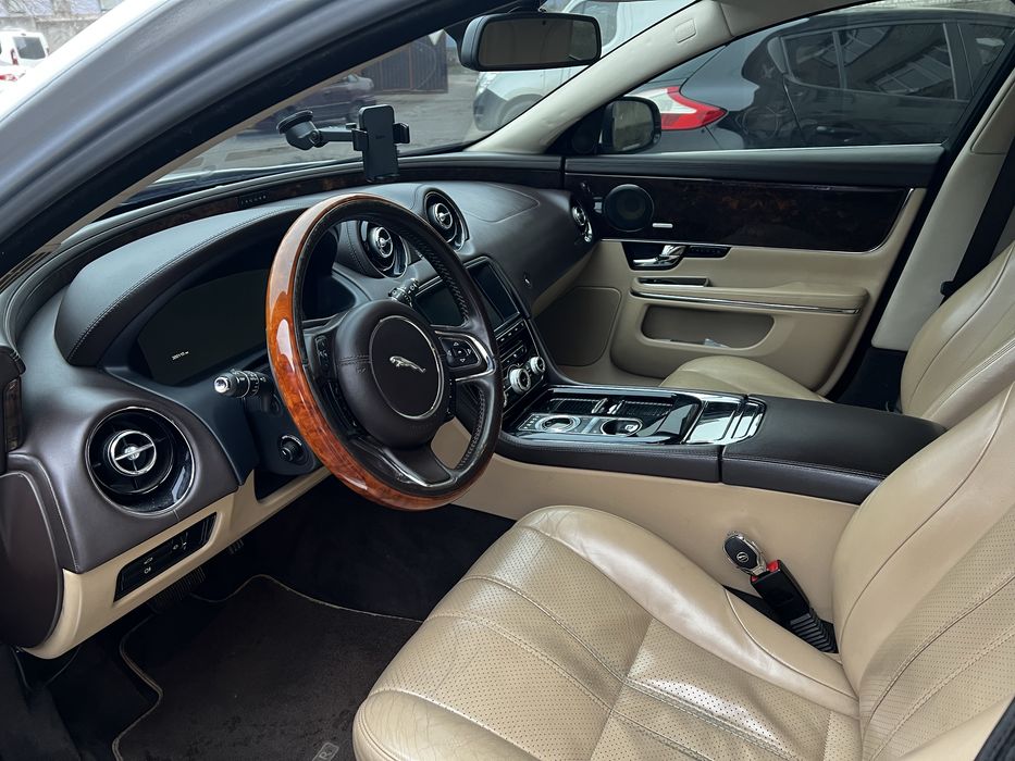 Jaguar XJ Long 3.0D Premium