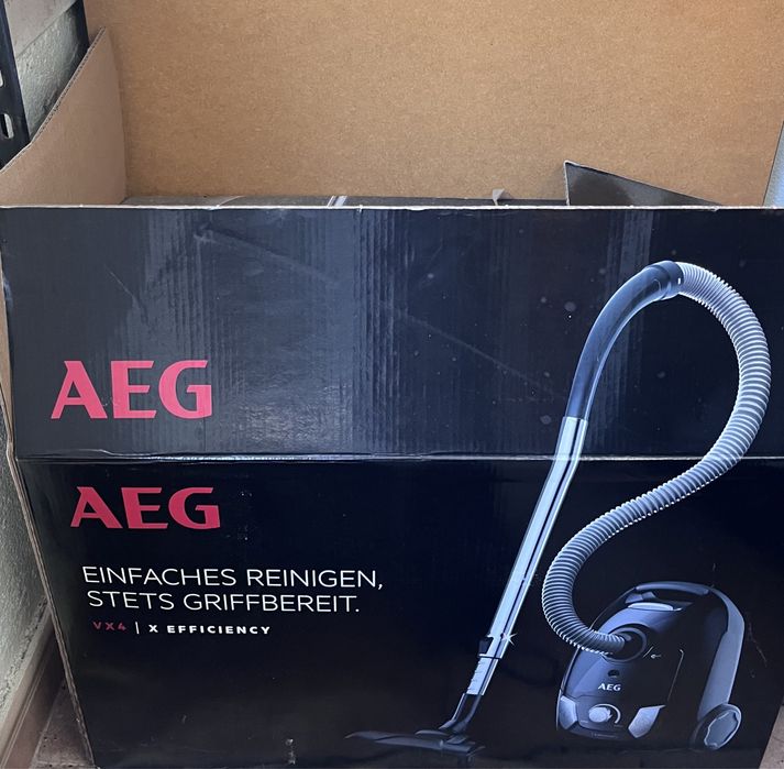Aspirador AEG VX4
