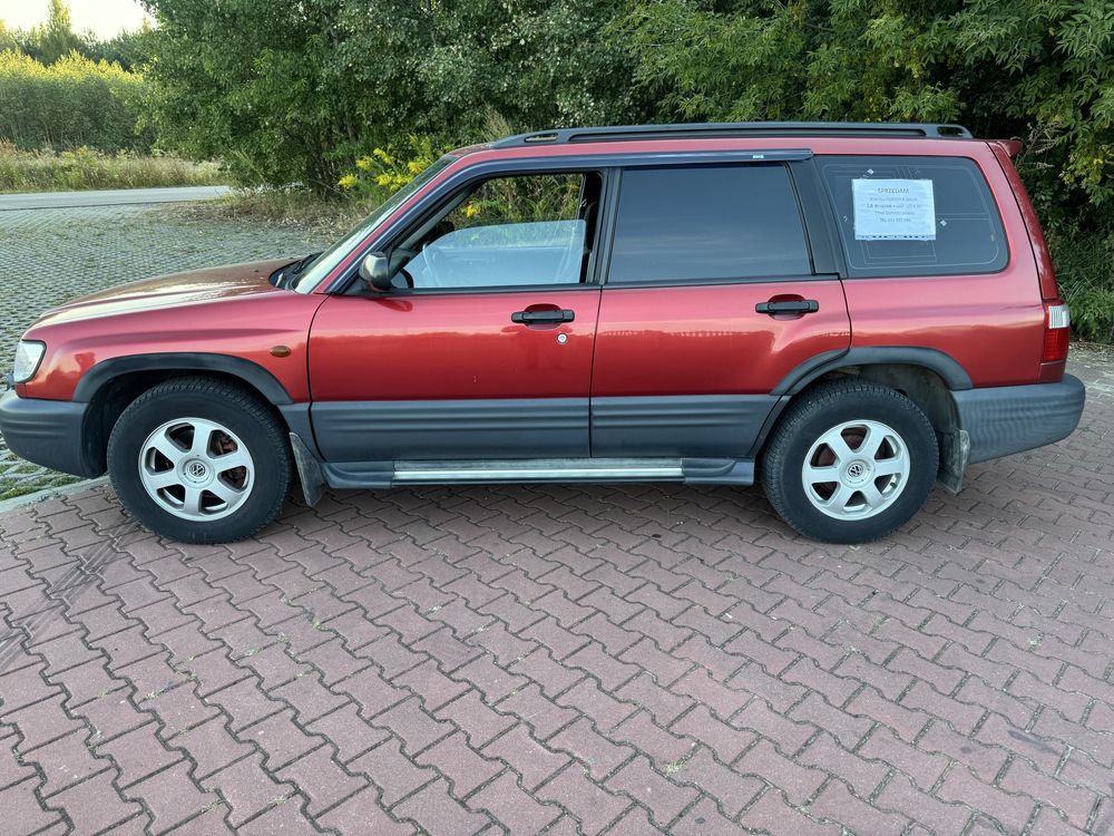 Subaru Forester 2.0 B+G 2001r