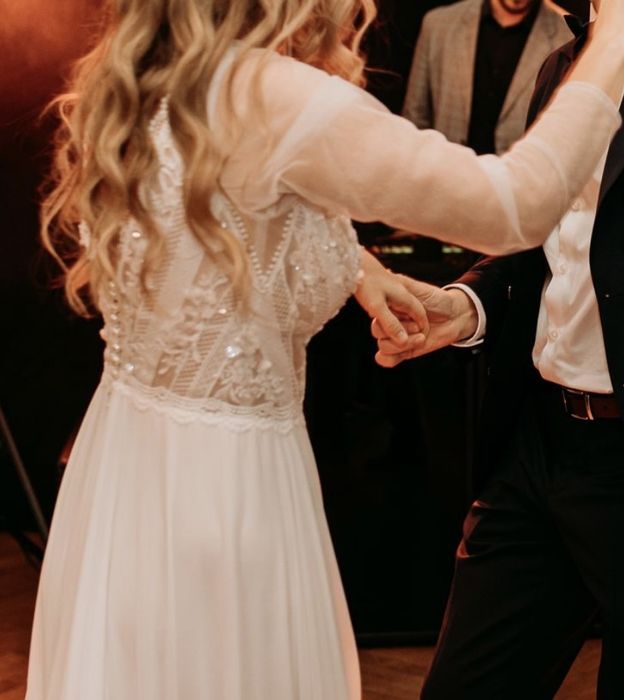 Suknia ślubna Madonna długi rękaw rozmiar 34/36