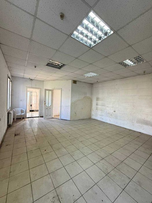 Продаж комерційного приміщення в центрі міста