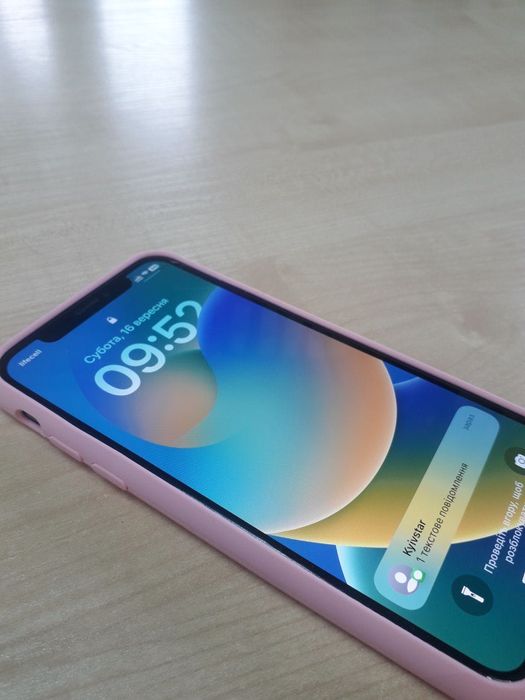 Продам Iphone XS 64GB