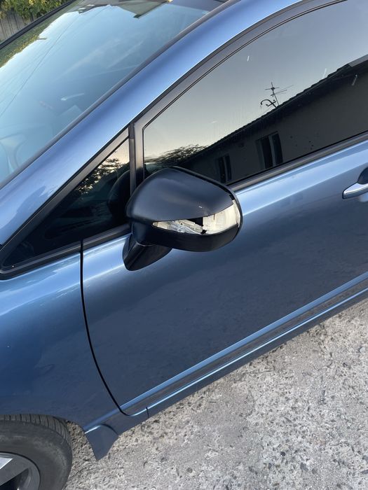 Honda Civic 4D 2008 1.8 Автомат