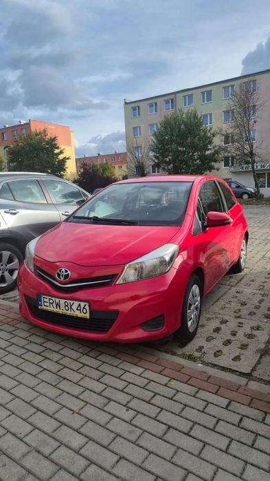 Toyota Yaris Toyota Yaris III 2013 van z kratką