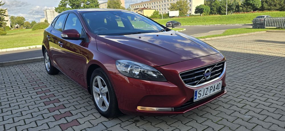 Volvo V40 T3 1.6 Turbo 150ps Anglik Zarejstrowany w Polsce 2012 rok