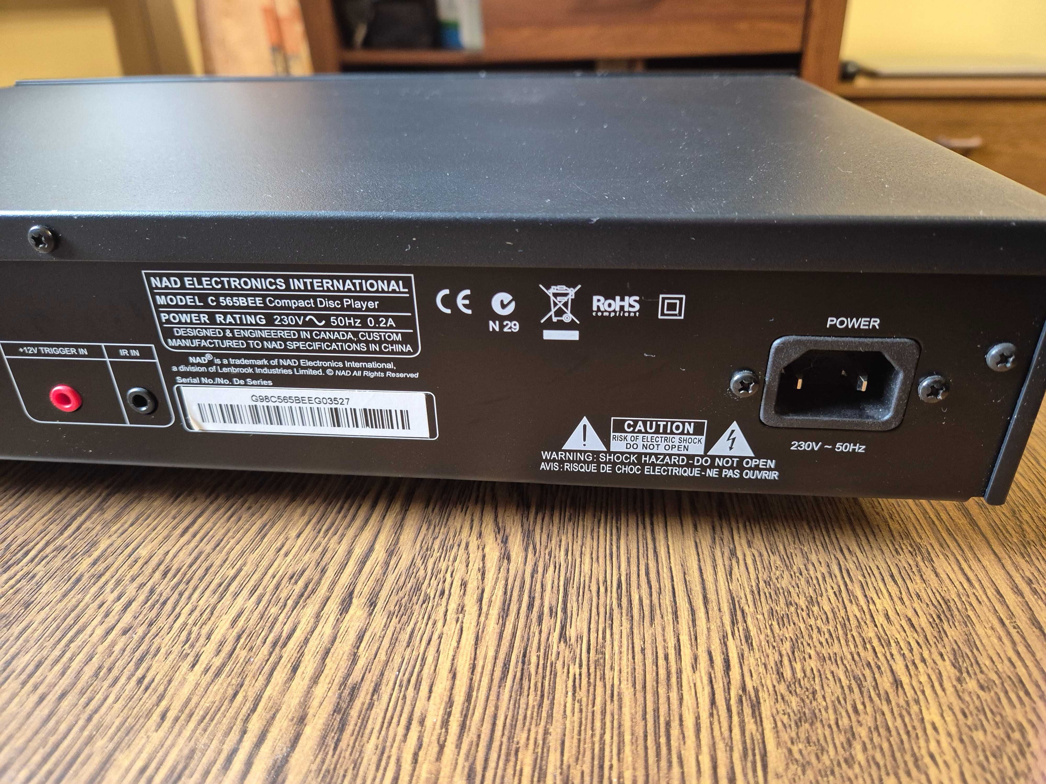 Odtwarzacz CD + DAC NAD C 565BEE