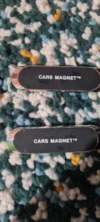 2 Cars magnet novos